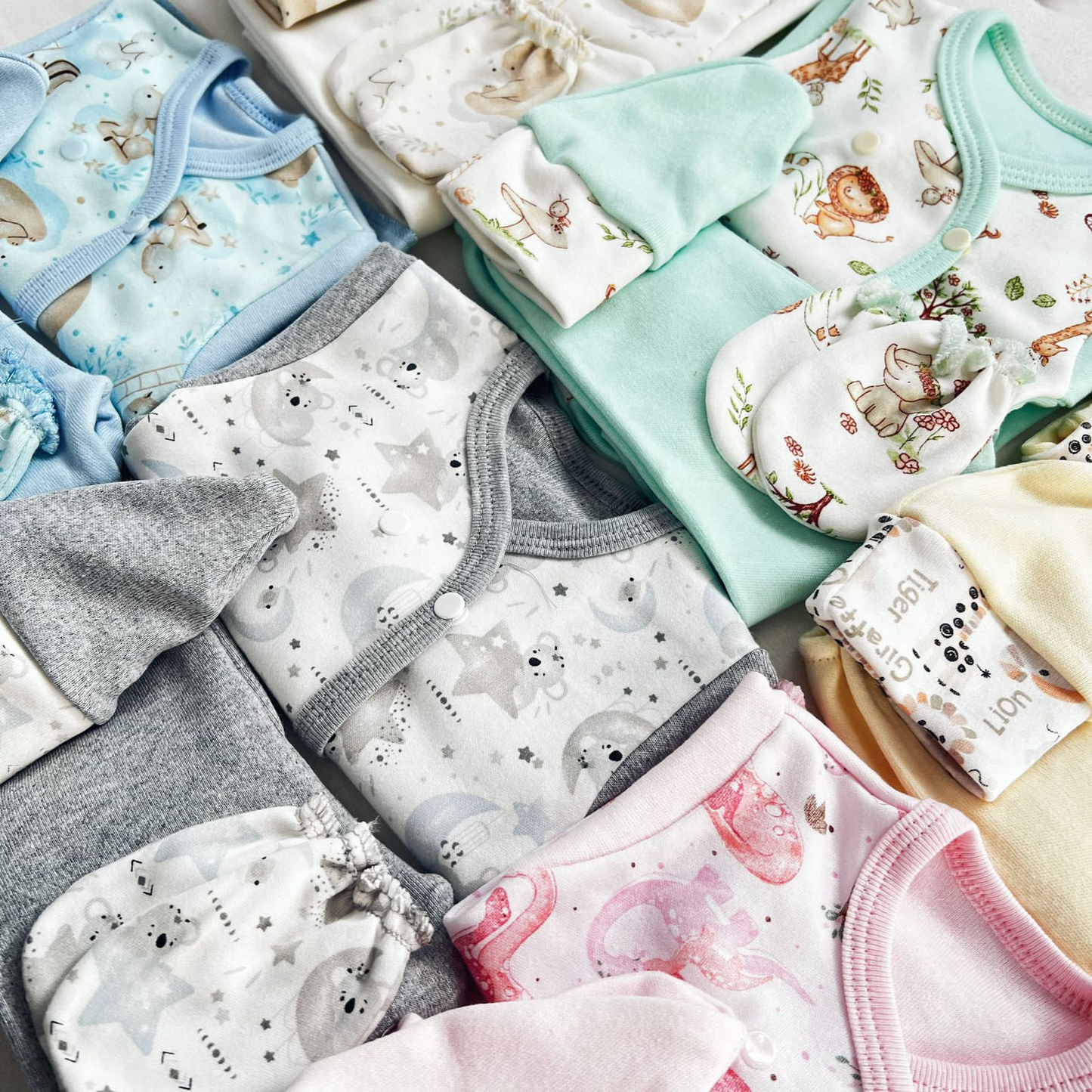 Ajuar 4 piezas Bata Eco Estampado