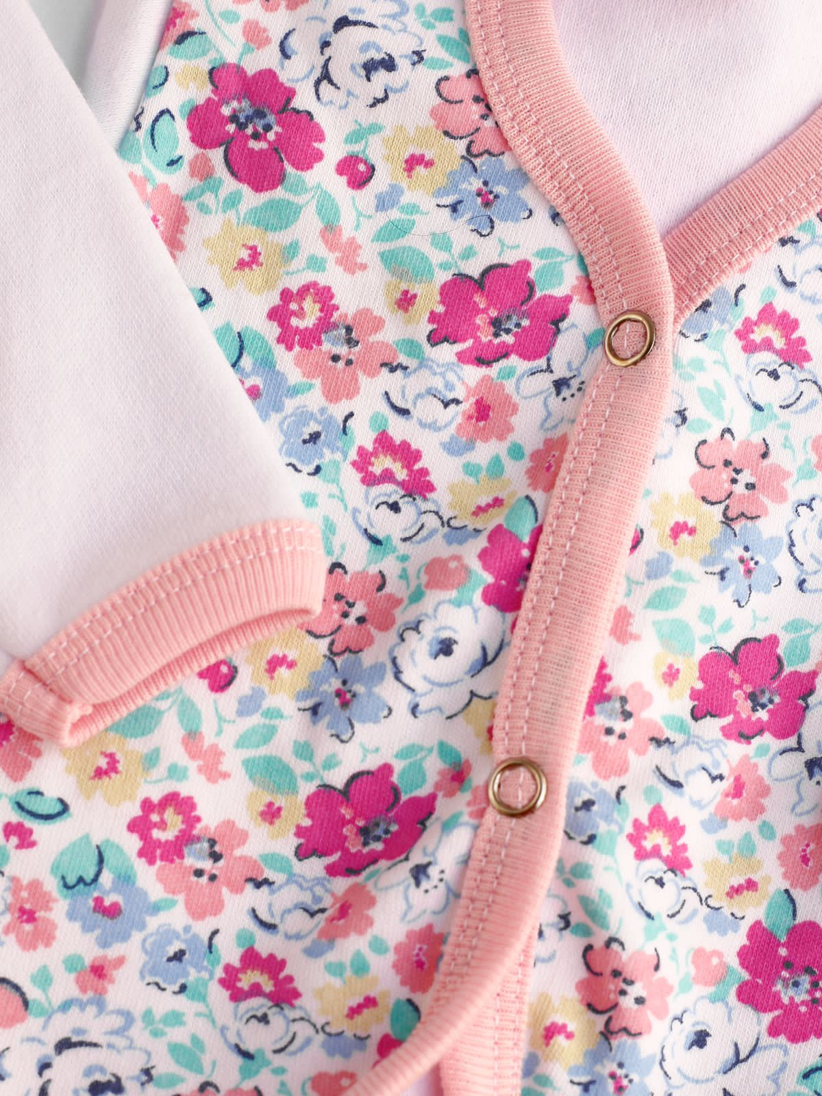 Ajuar 4 piezas Bata Estampada